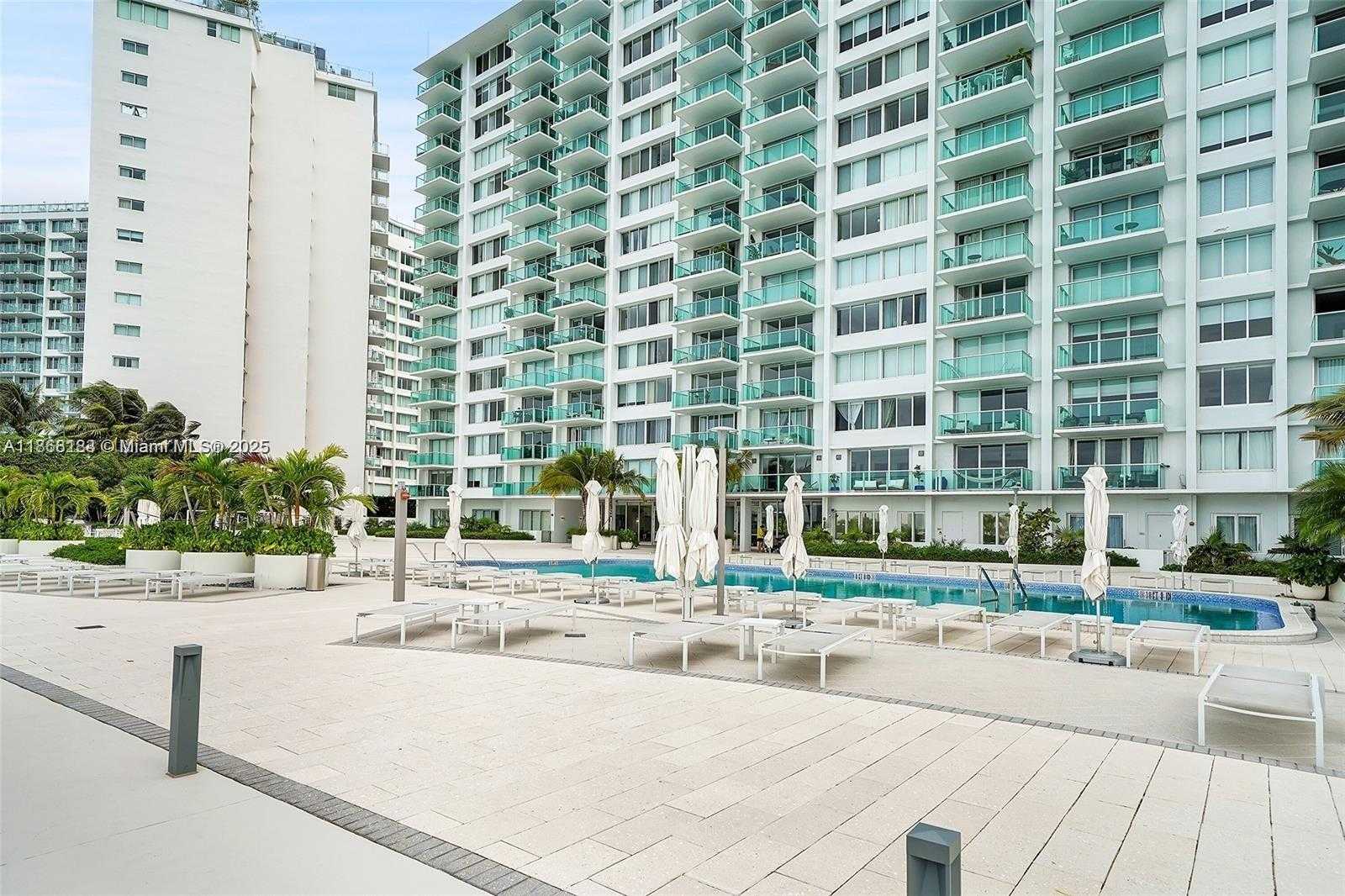 Small Image of 1000 WEST AVE #PH12, Miami Beach Number 31