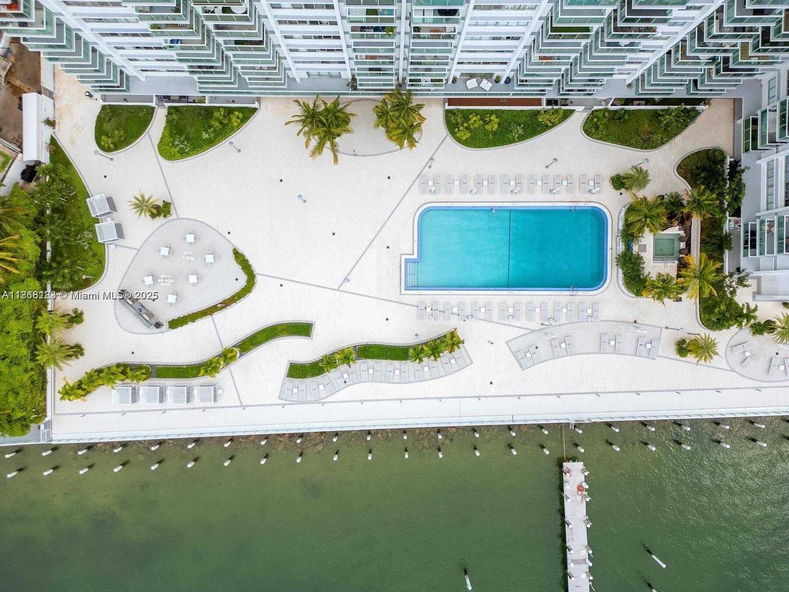 Small Image of 1000 WEST AVE #PH12, Miami Beach Number 34
