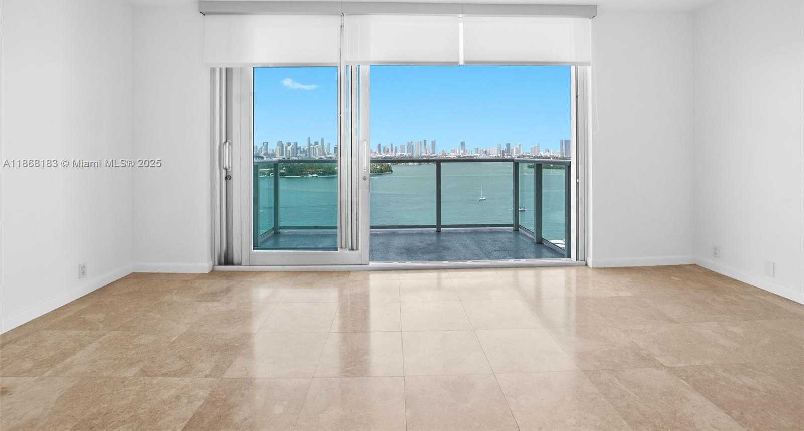 Small Image of 1000 WEST AVE #PH12, Miami Beach Number 4