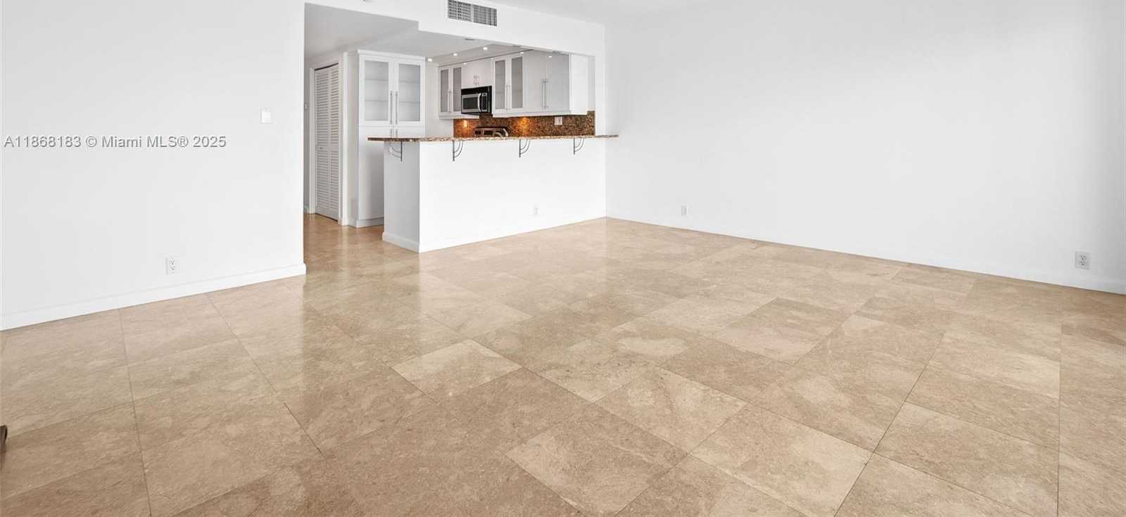 Small Image of 1000 WEST AVE #PH12, Miami Beach Number 6