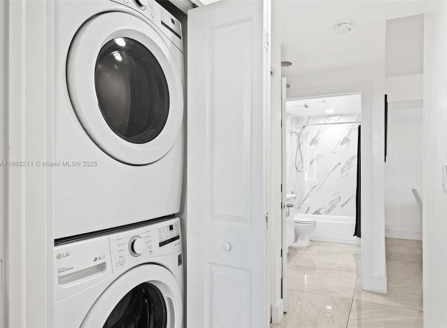 Small Image of 7900 HARBOR ISLAND DR #509, North Bay Village Number 21