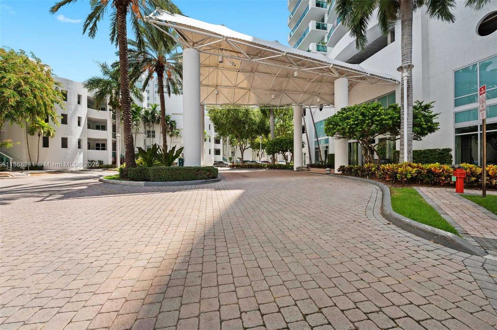 Small Image of 7900 HARBOR ISLAND DR #509, North Bay Village Number 38