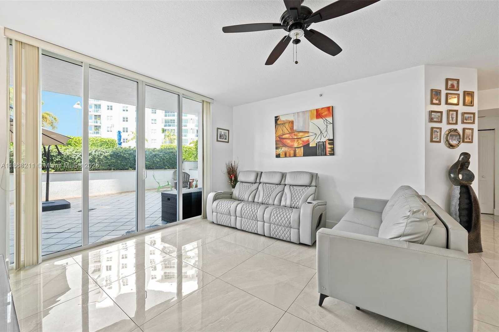 Small Image of 7900 HARBOR ISLAND DR #509, North Bay Village Number 4