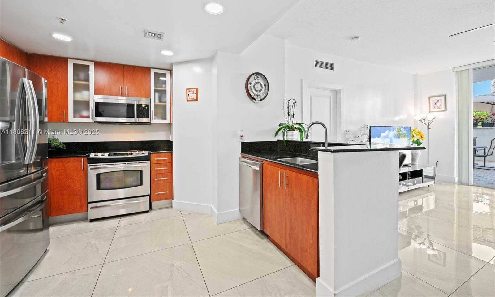 Small Image of 7900 HARBOR ISLAND DR #509, North Bay Village Number 8