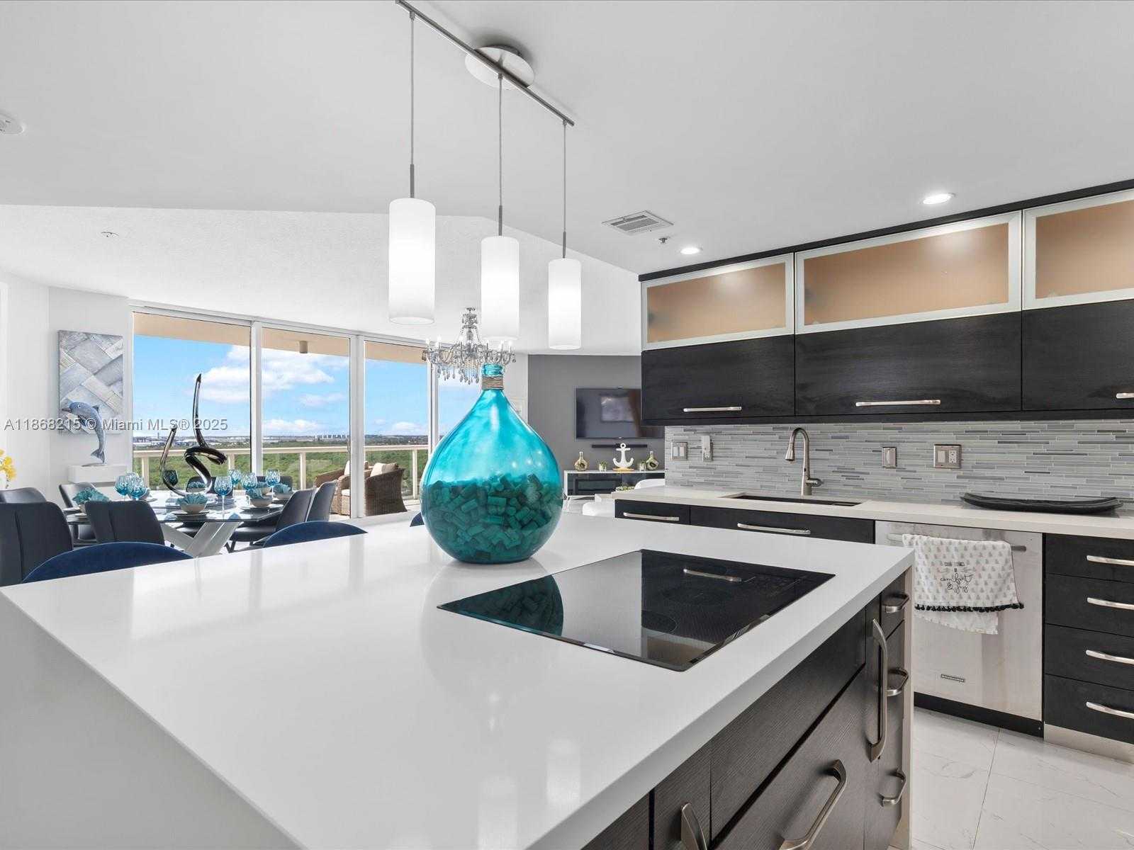 Small Image of 6001 NORTH OCEAN DR #1203, Hollywood Number 2