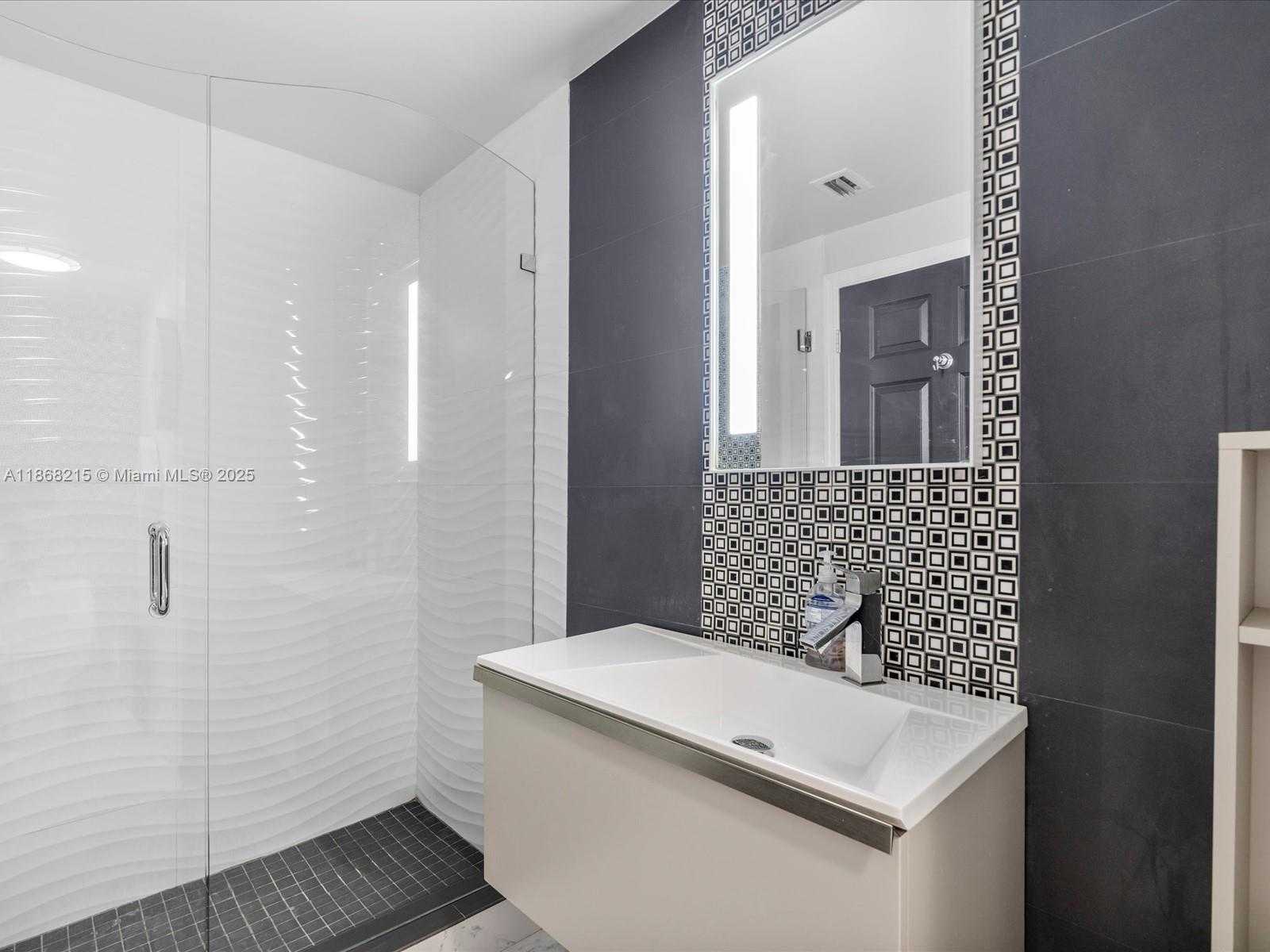 Small Image of 6001 NORTH OCEAN DR #1203, Hollywood Number 20