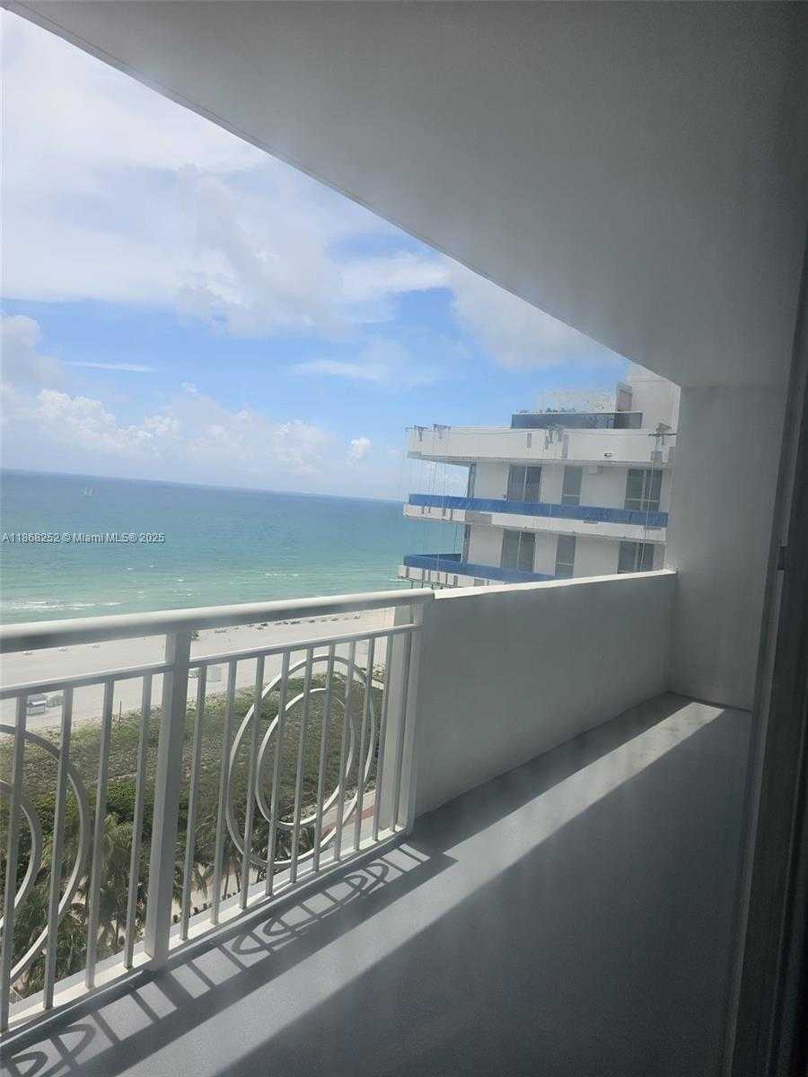 Small Image of 5825 COLLINS AVE #PH1-J, Miami Beach Number 13