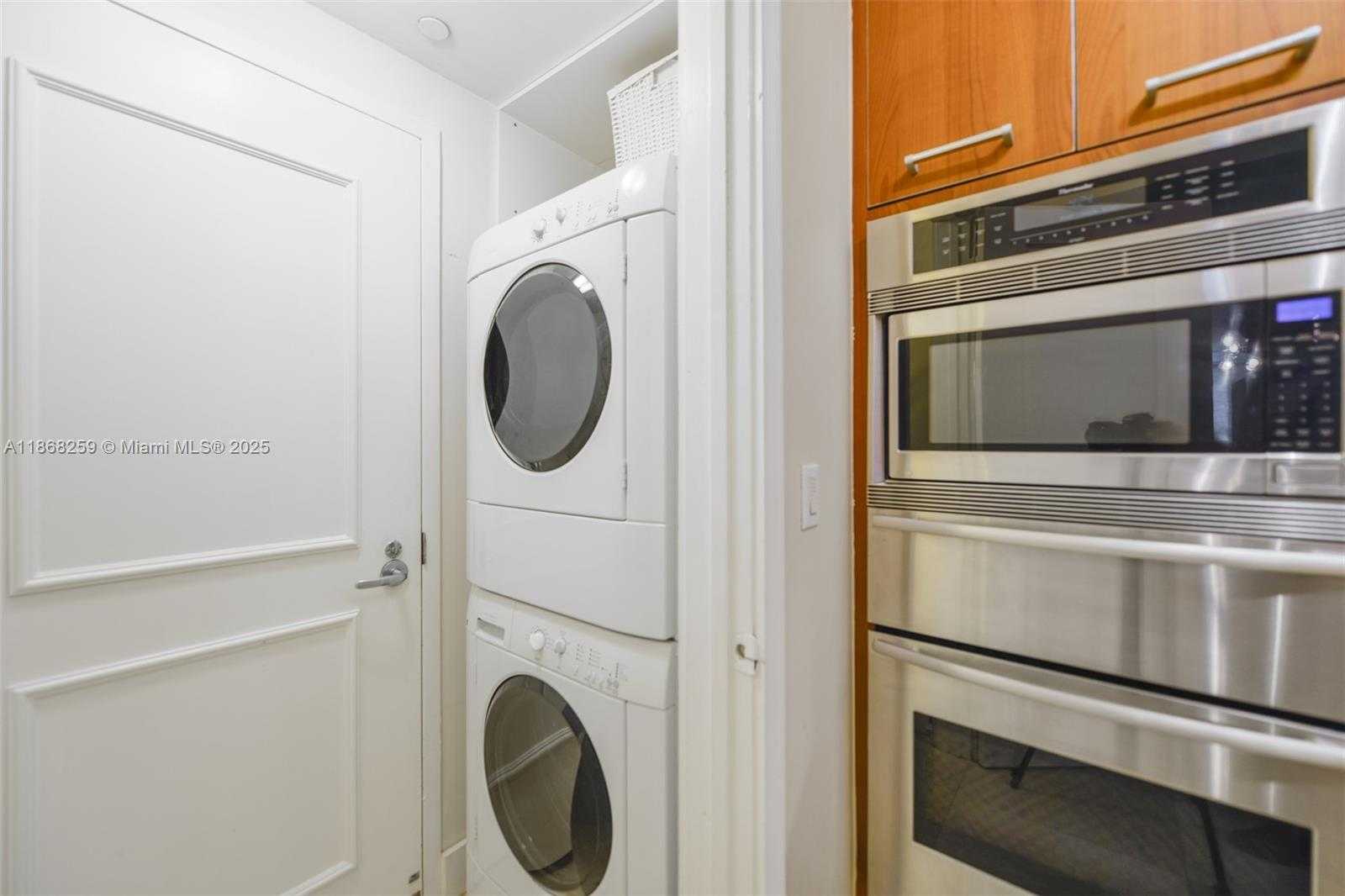 Small Image of 3101 SOUTH OCEAN DR #404, Hollywood Number 14