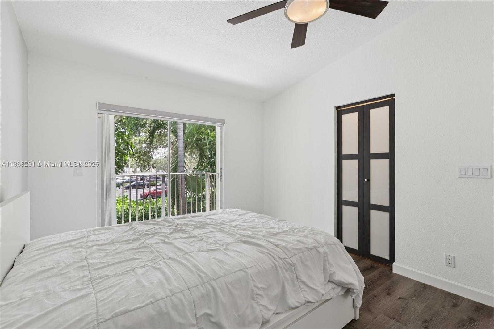 Small Image of 3239 NORTH WEST 44TH ST #6, Oakland Park Number 25