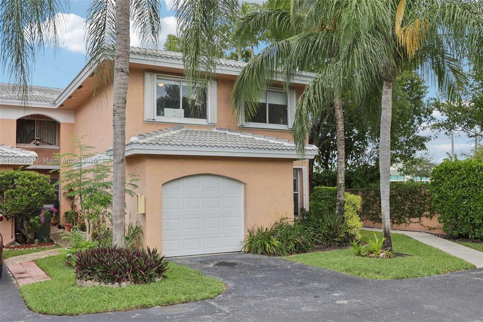 Small Image of 3239 NORTH WEST 44TH ST #6, Oakland Park Number 6