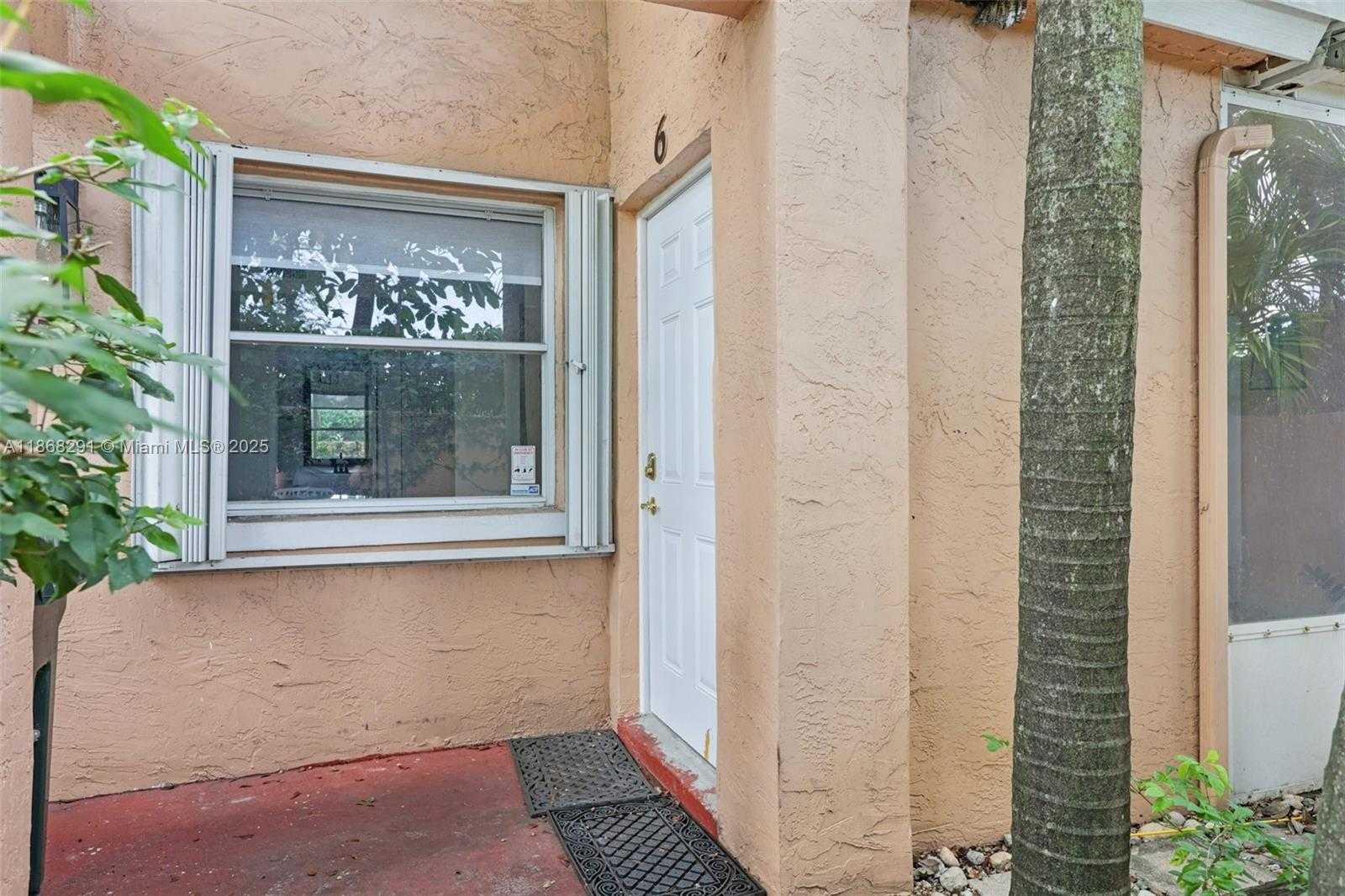 Small Image of 3239 NORTH WEST 44TH ST #6, Oakland Park Number 9