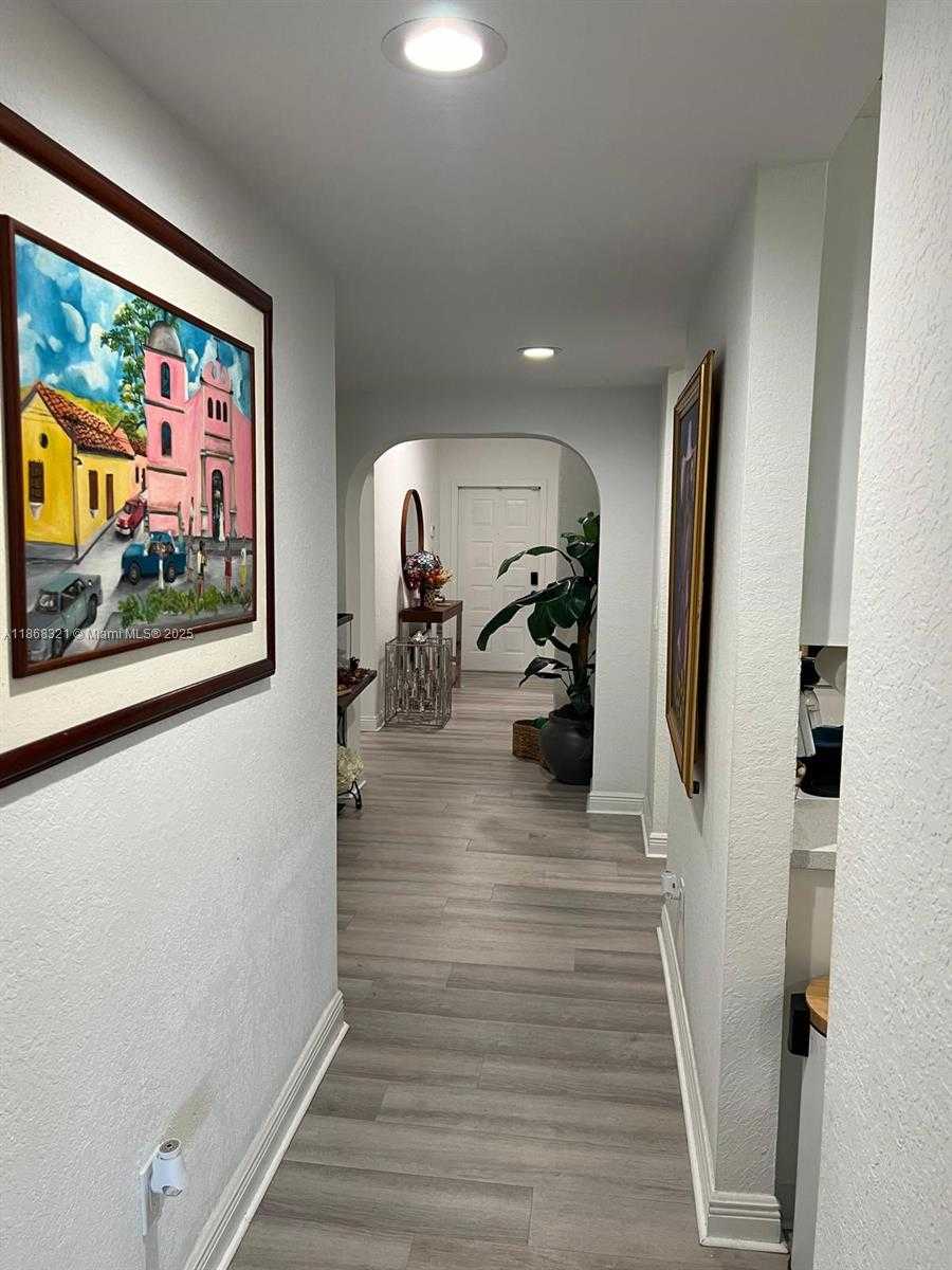 Small Image of 10720 NORTH WEST 66TH ST #206, Doral Number 4