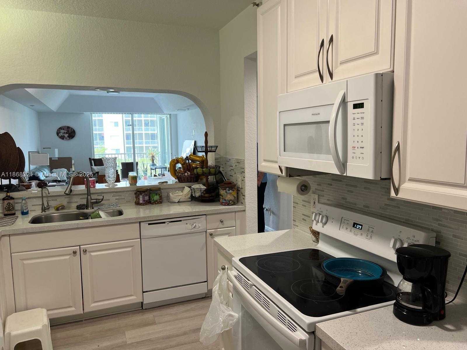 Small Image of 10720 NORTH WEST 66TH ST #206, Doral Number 8