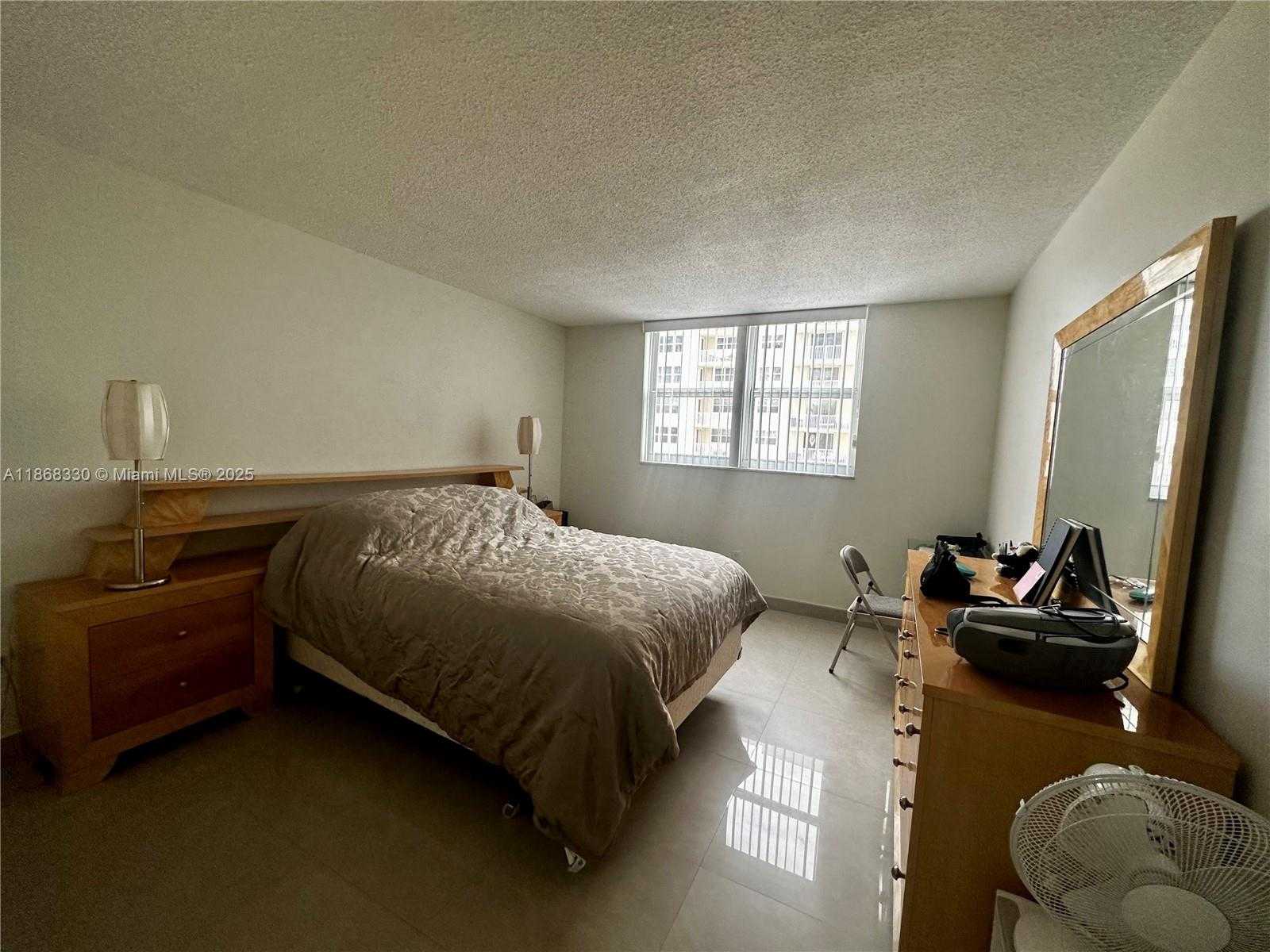 Small Image of 1501 SOUTH OCEAN DR #201, Hollywood Number 10