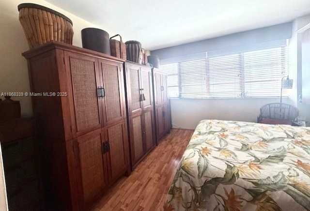 Small Image of 1408 BRICKELL BAY DR #303, Miami Number 15