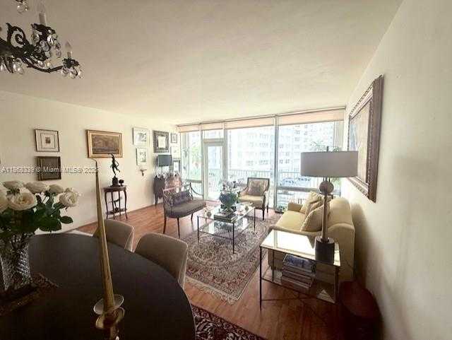 Small Image of 1408 BRICKELL BAY DR #303, Miami Number 7