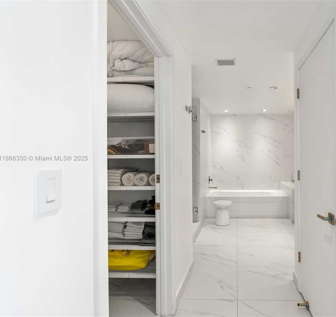 Small Image of 2101 SOUTH SURF RD #3F, Hollywood Number 27