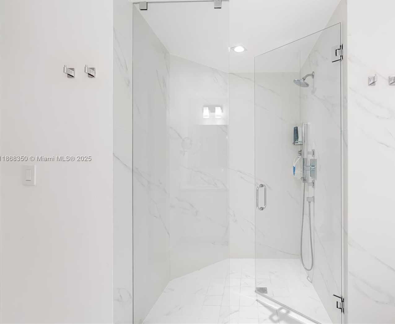 Small Image of 2101 SOUTH SURF RD #3F, Hollywood Number 31