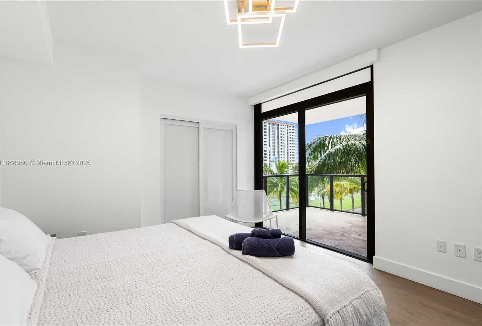 Small Image of 2101 SOUTH SURF RD #3F, Hollywood Number 40