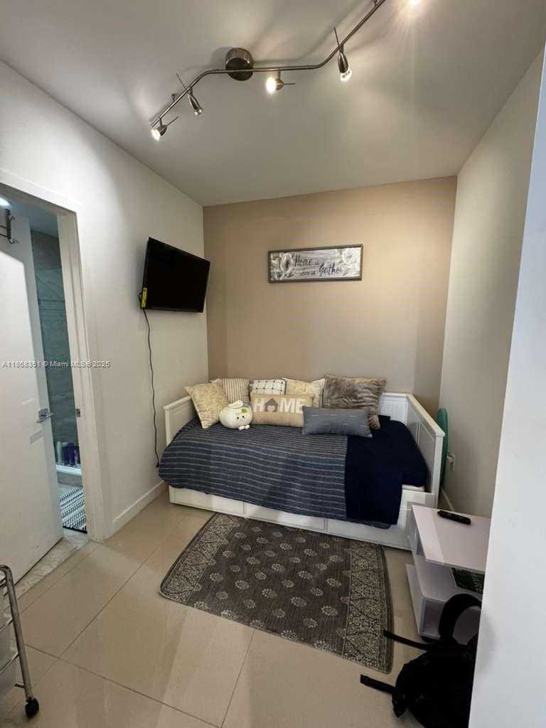 Small Image of 488 NORTH EAST 18TH ST #511, Miami Number 10