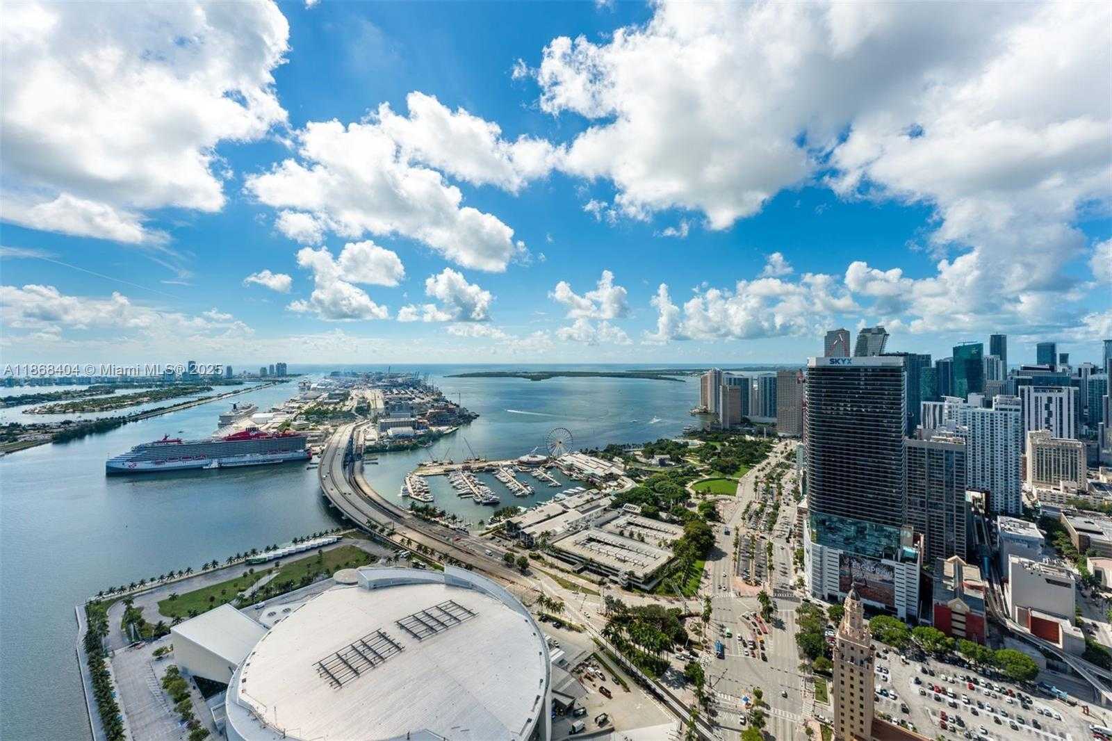 Small Image of 888 BISCAYNE BLVD #5507/5607, Miami Number 32