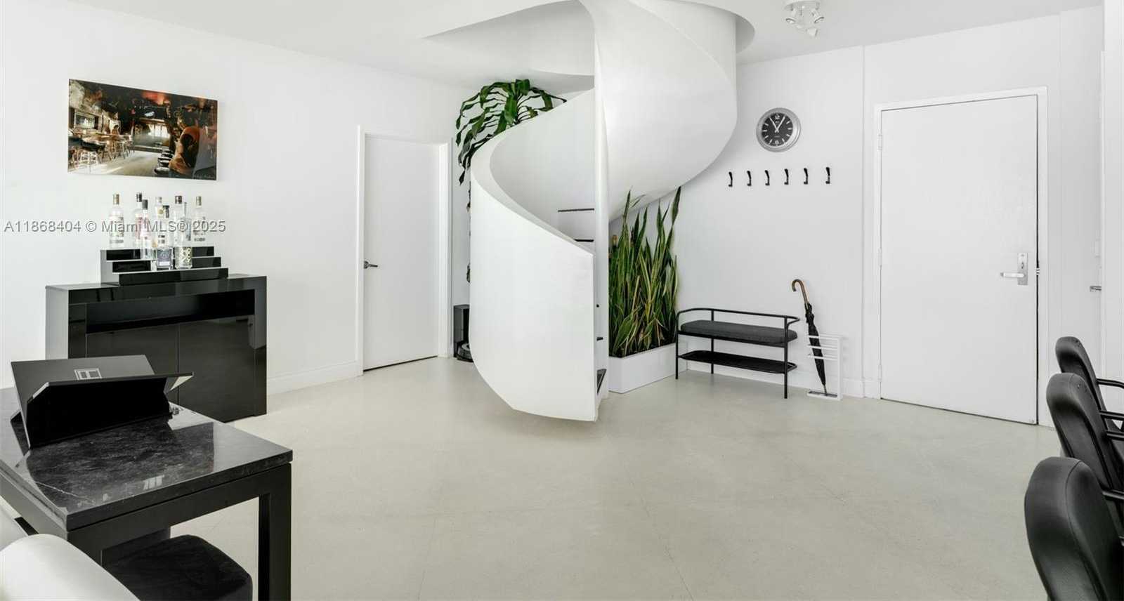 Small Image of 888 BISCAYNE BLVD #5507/5607, Miami Number 6