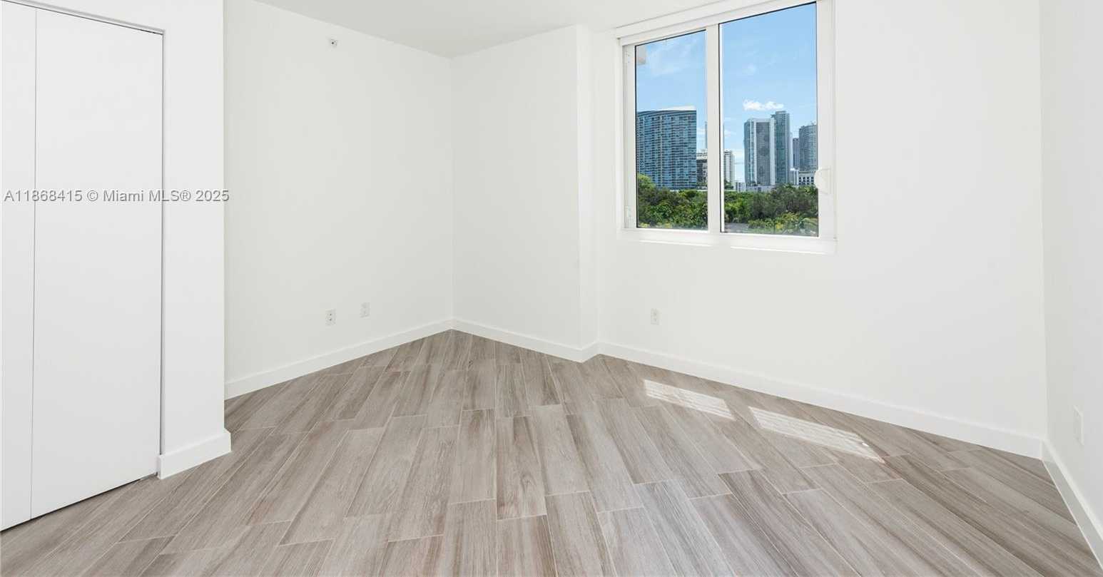 Small Image of 4250 BISCAYNE BLVD #501, Miami Number 17