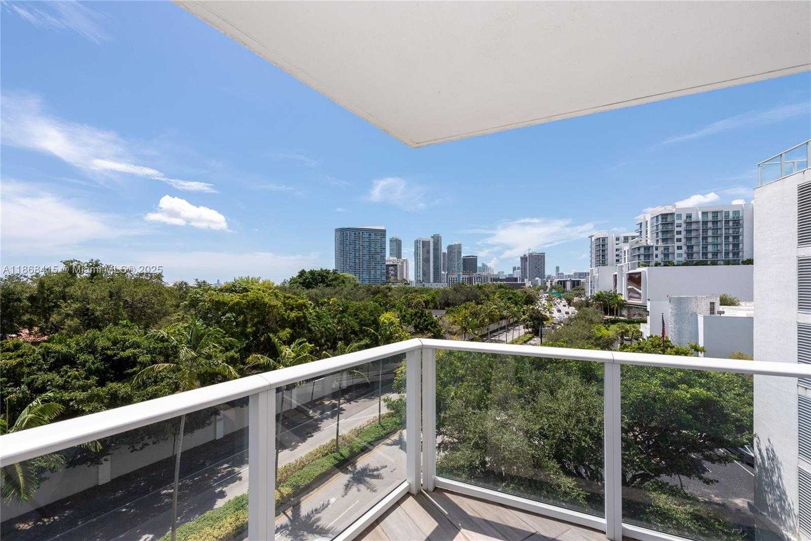 Small Image of 4250 BISCAYNE BLVD #501, Miami Number 20