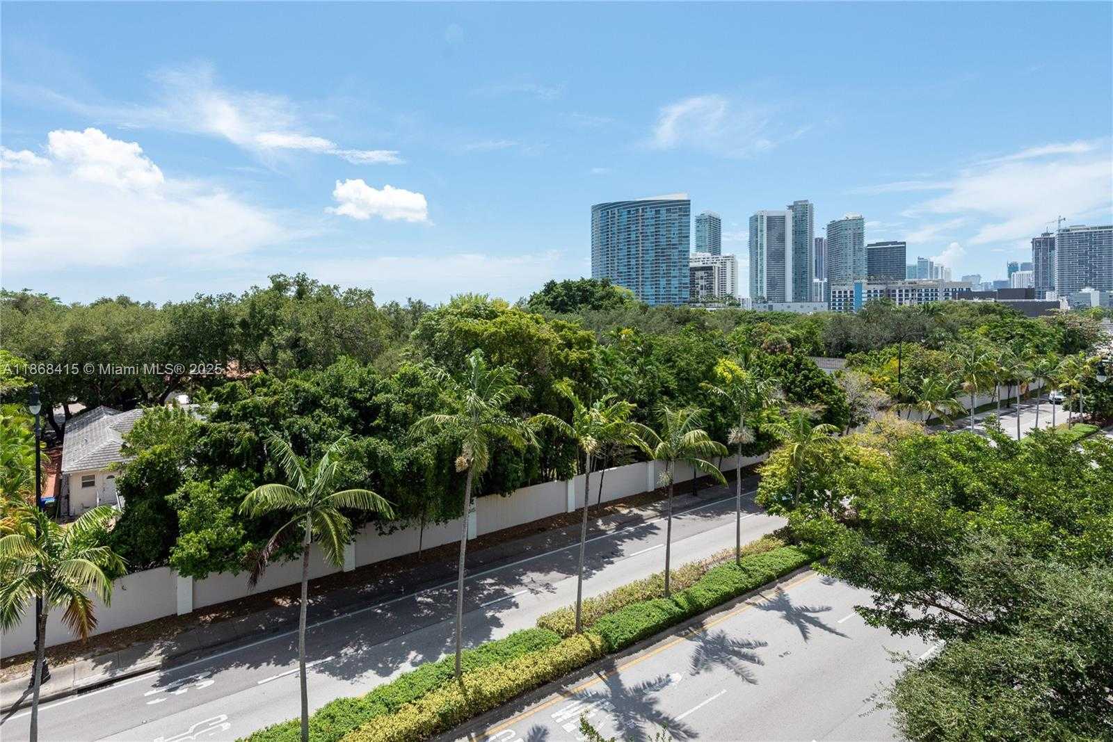 Small Image of 4250 BISCAYNE BLVD #501, Miami Number 3
