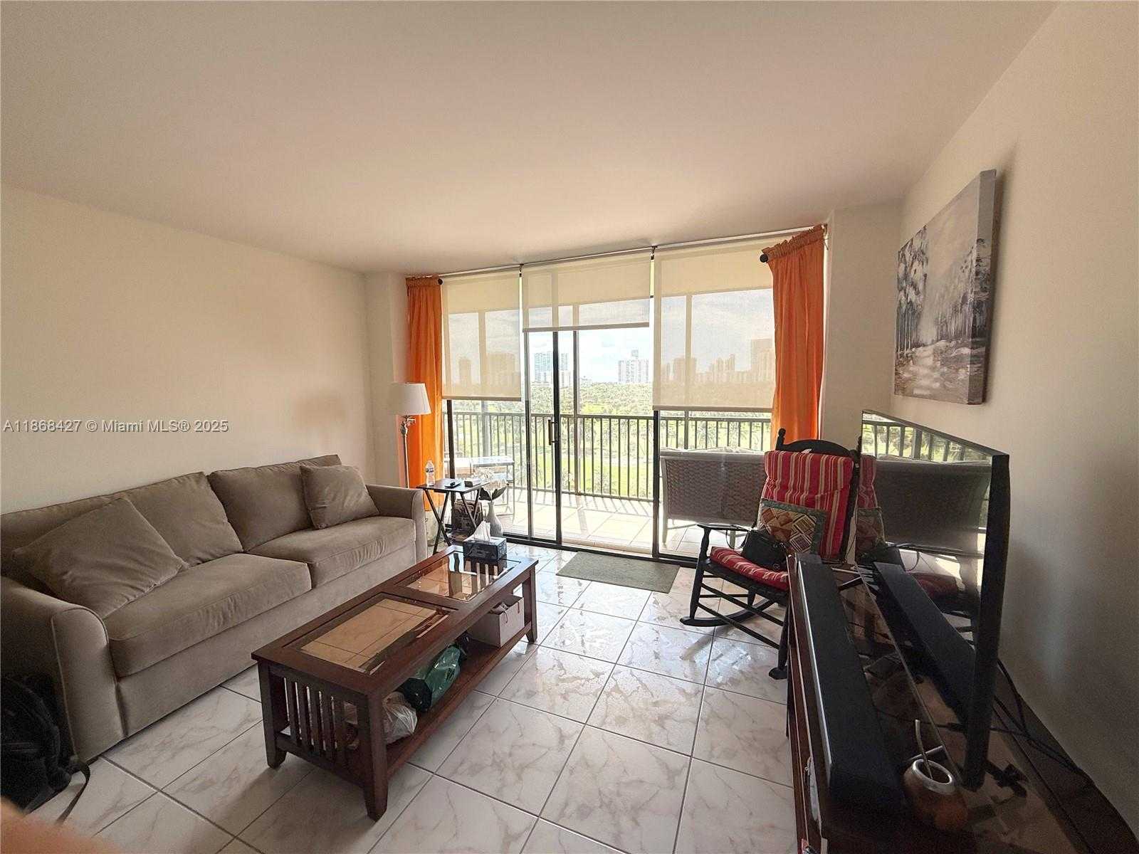 Small Image of 20335 E Country Club Dr, Aventura, FL 33180, USA Number 3