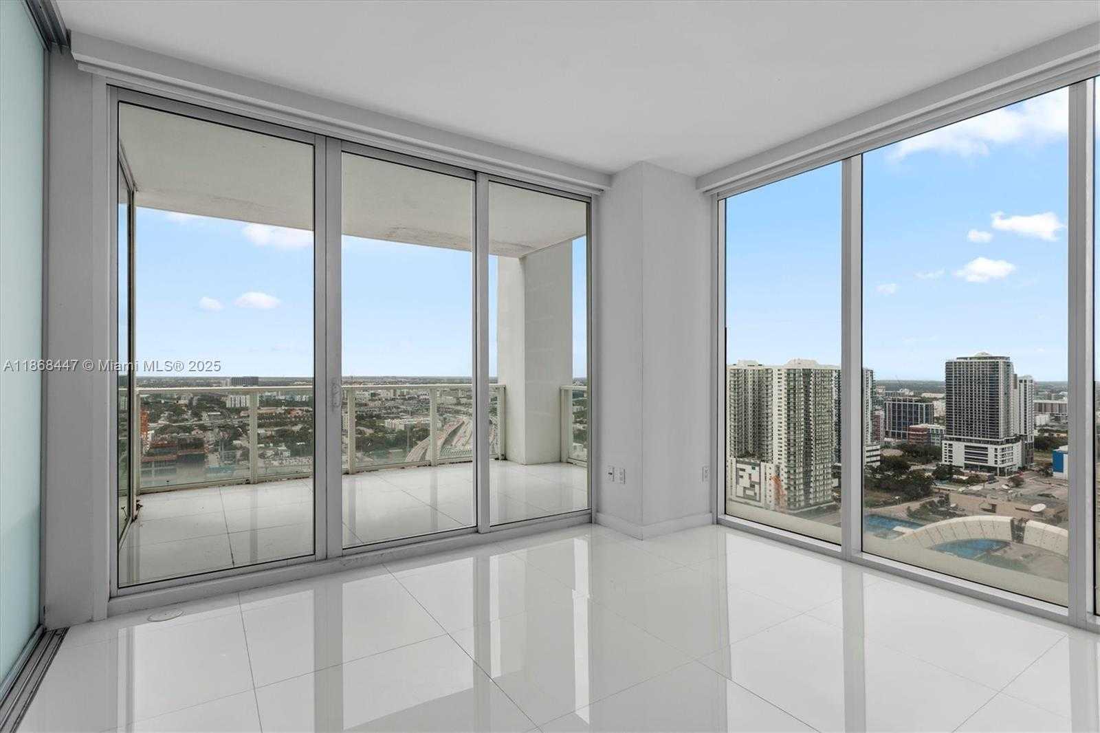 Small Image of 1040 BISCAYNE BLVD #3106, Miami Number 20