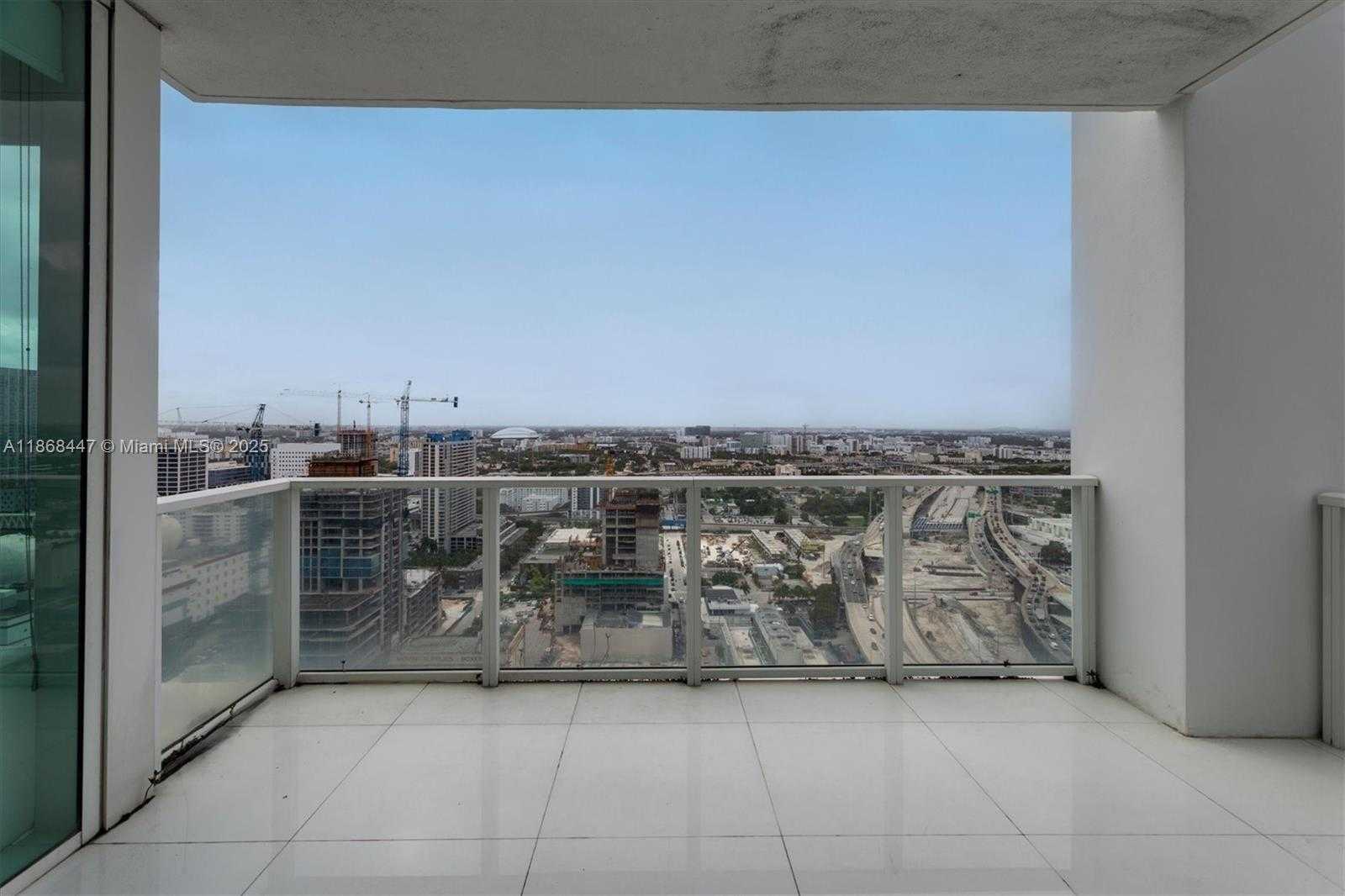 Small Image of 1040 BISCAYNE BLVD #3106, Miami Number 27