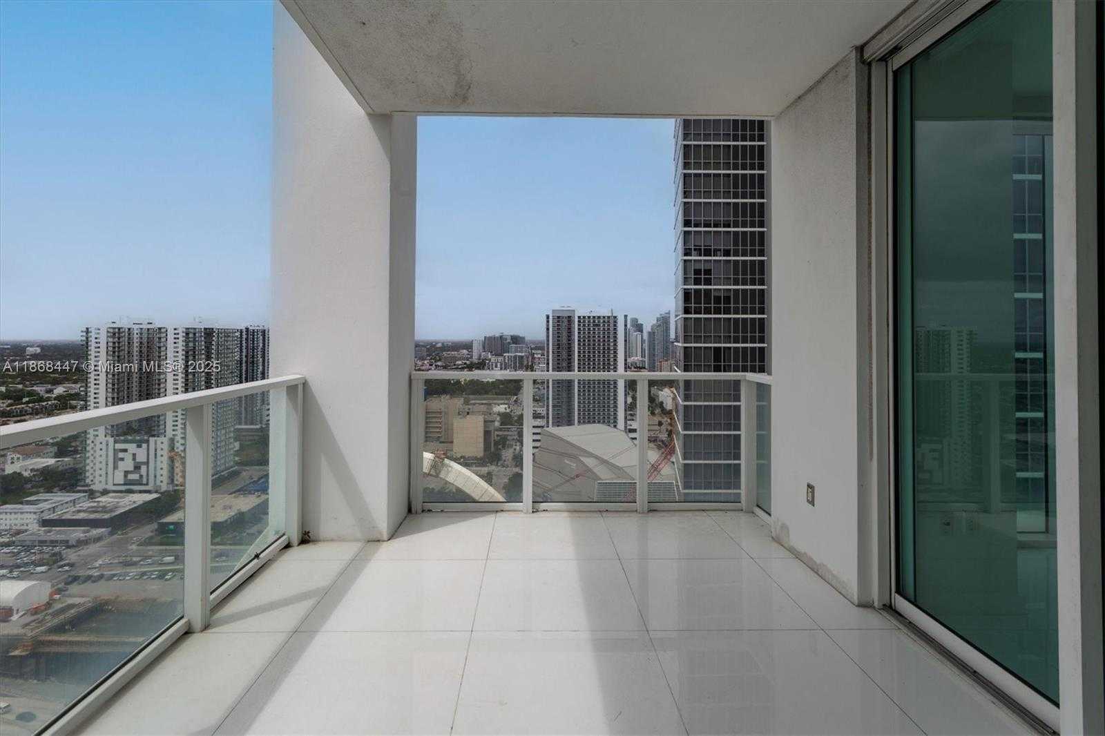 Small Image of 1040 BISCAYNE BLVD #3106, Miami Number 28