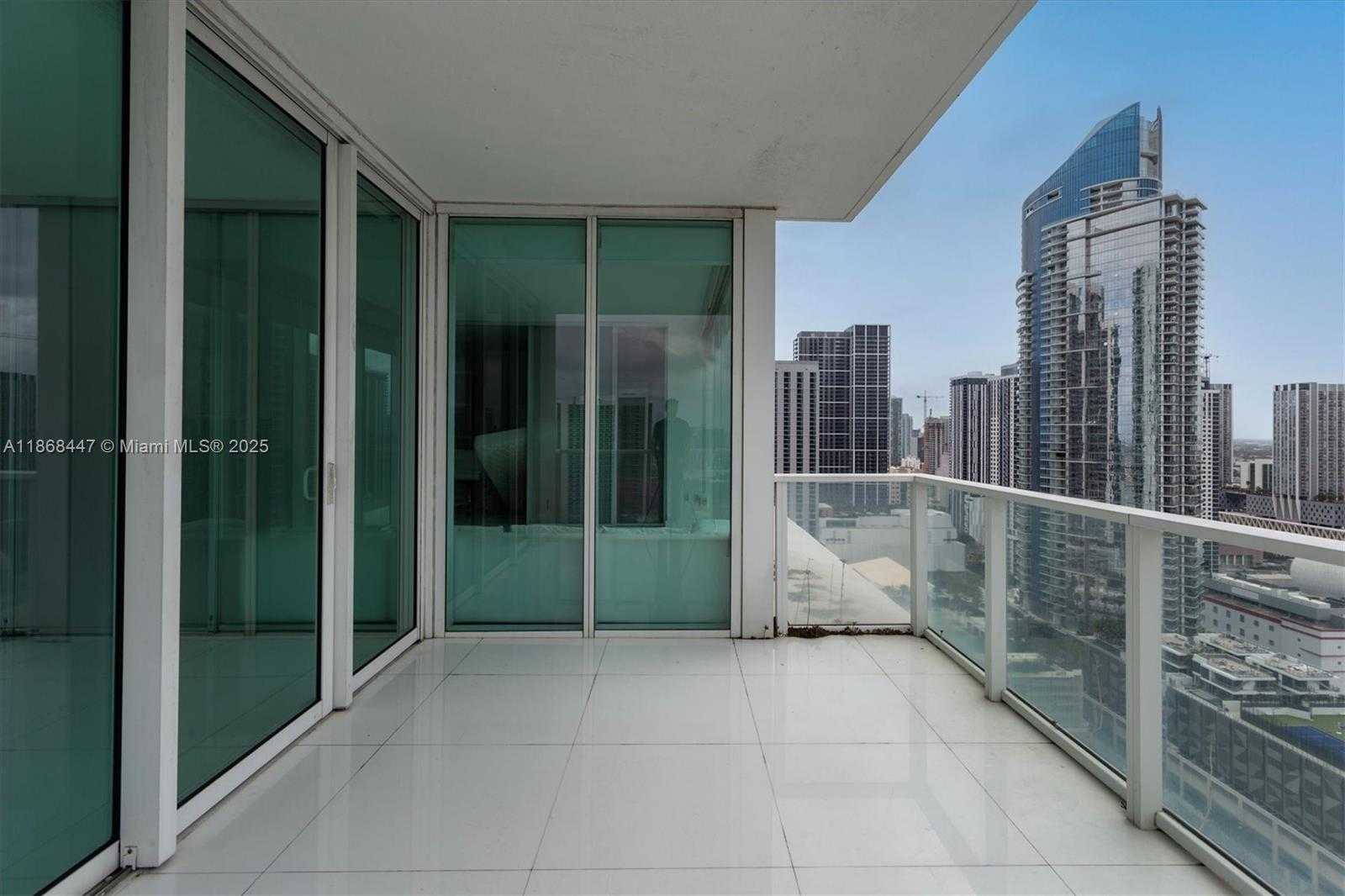 Small Image of 1040 BISCAYNE BLVD #3106, Miami Number 29