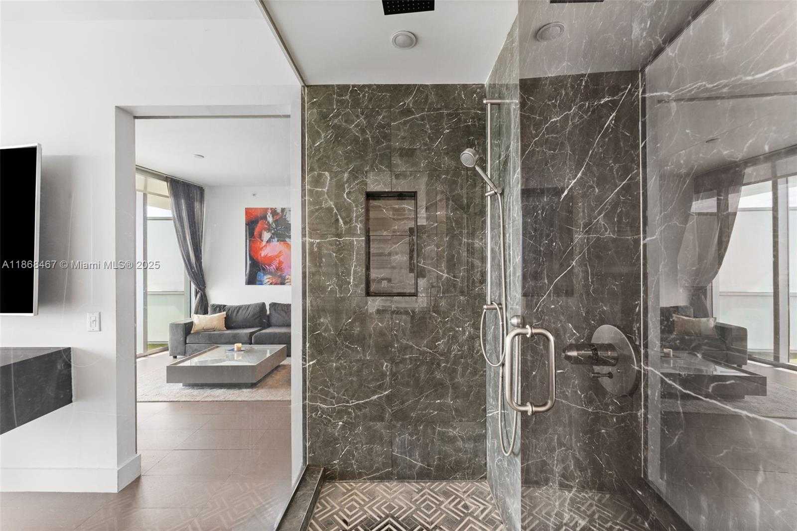 Small Image of 1100 BISCAYNE BLVD #4004, Miami Number 16