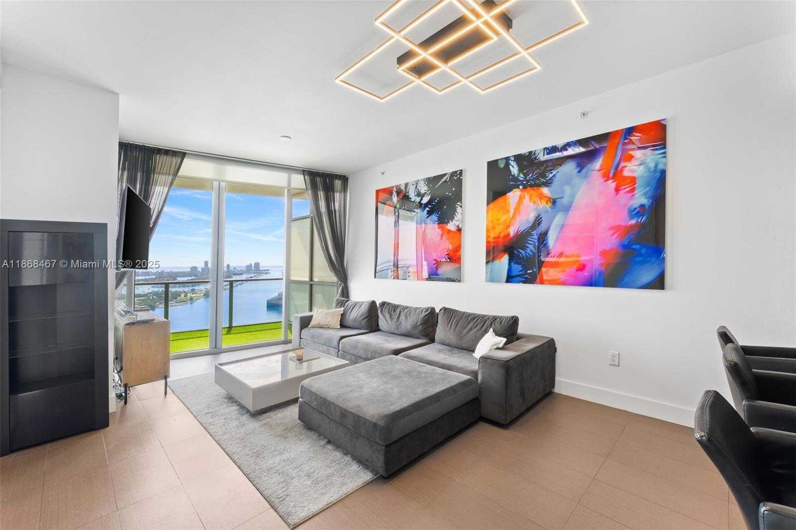 Small Image of 1100 BISCAYNE BLVD #4004, Miami Number 3