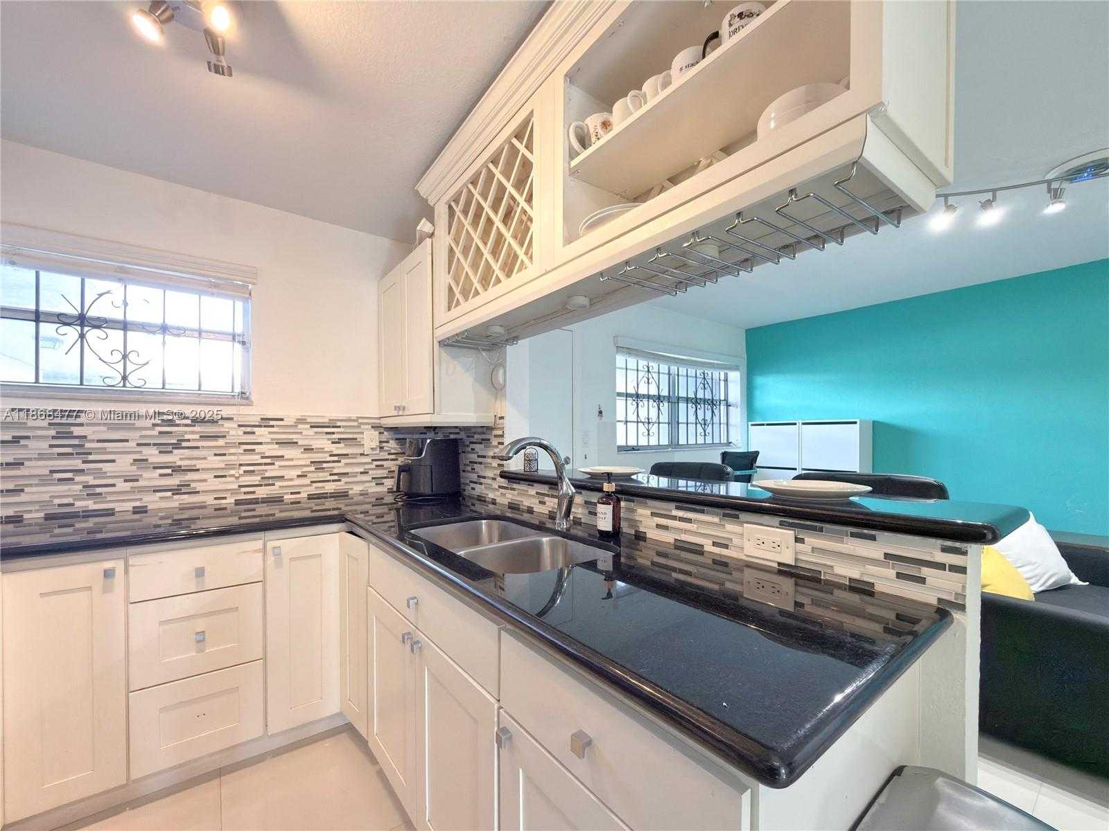Small Image of 2465 SOUTH WEST 18TH AVE #3307, Miami Number 15