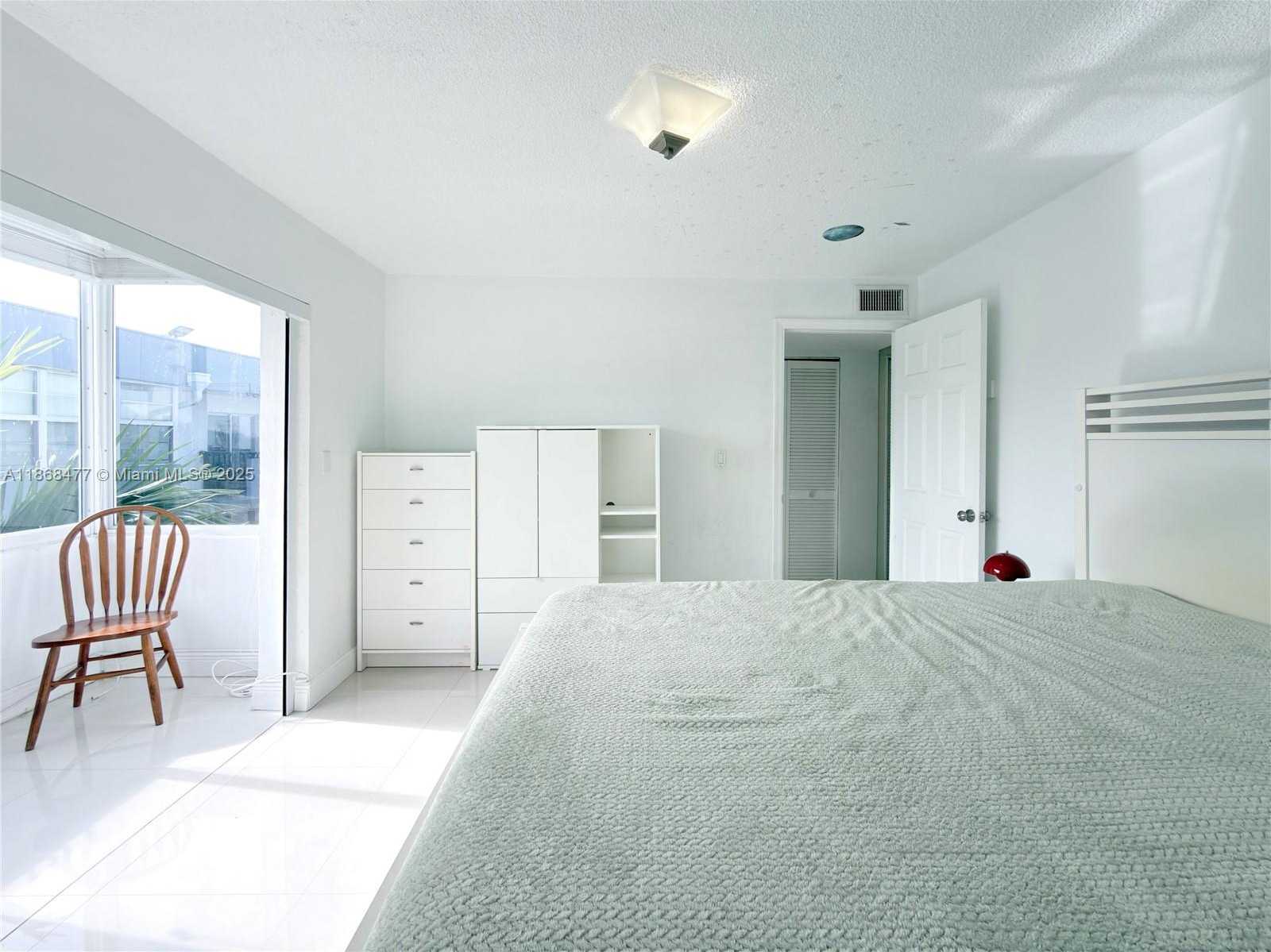 Small Image of 2465 SOUTH WEST 18TH AVE #3307, Miami Number 20