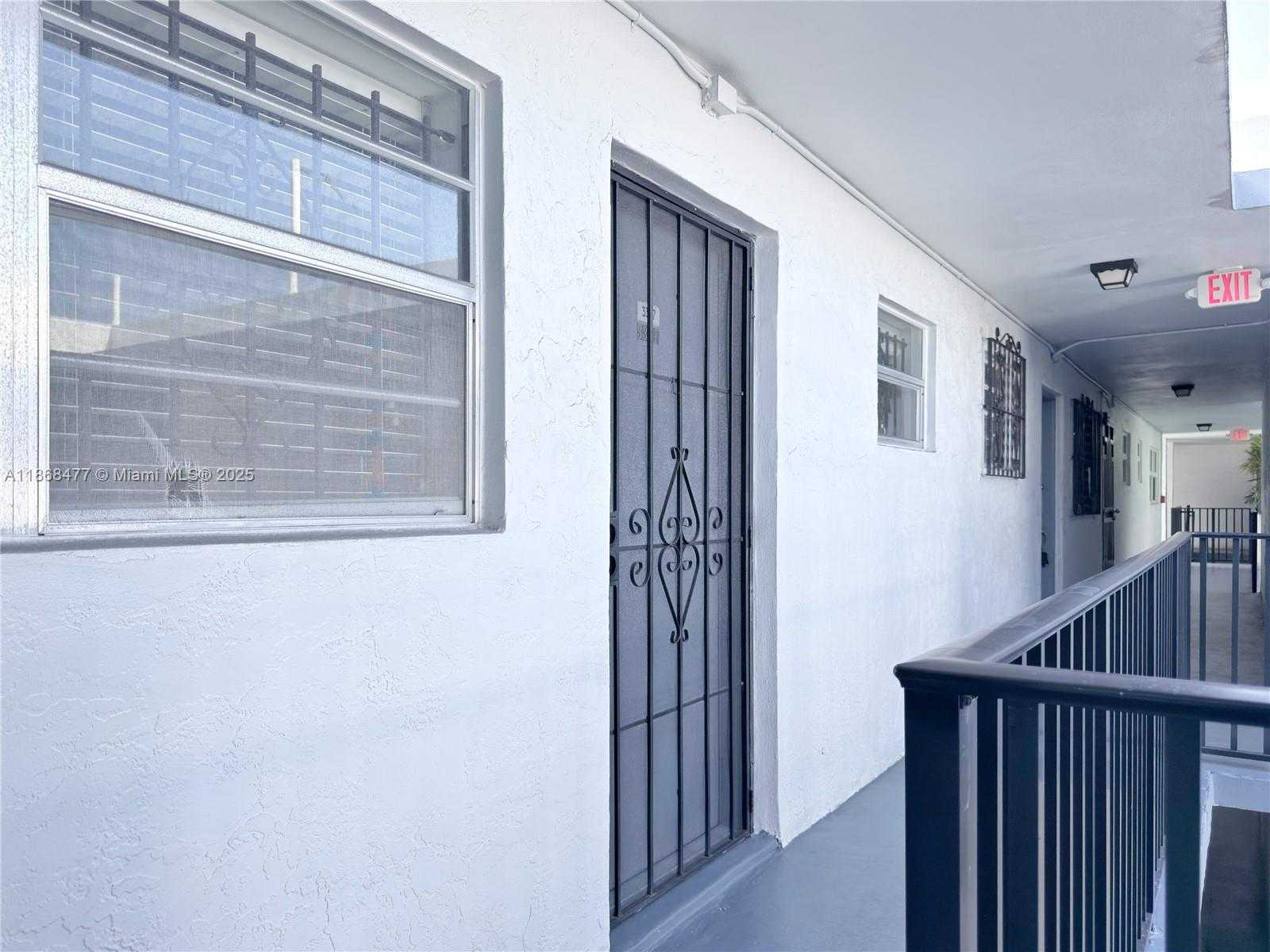 Small Image of 2465 SOUTH WEST 18TH AVE #3307, Miami Number 24