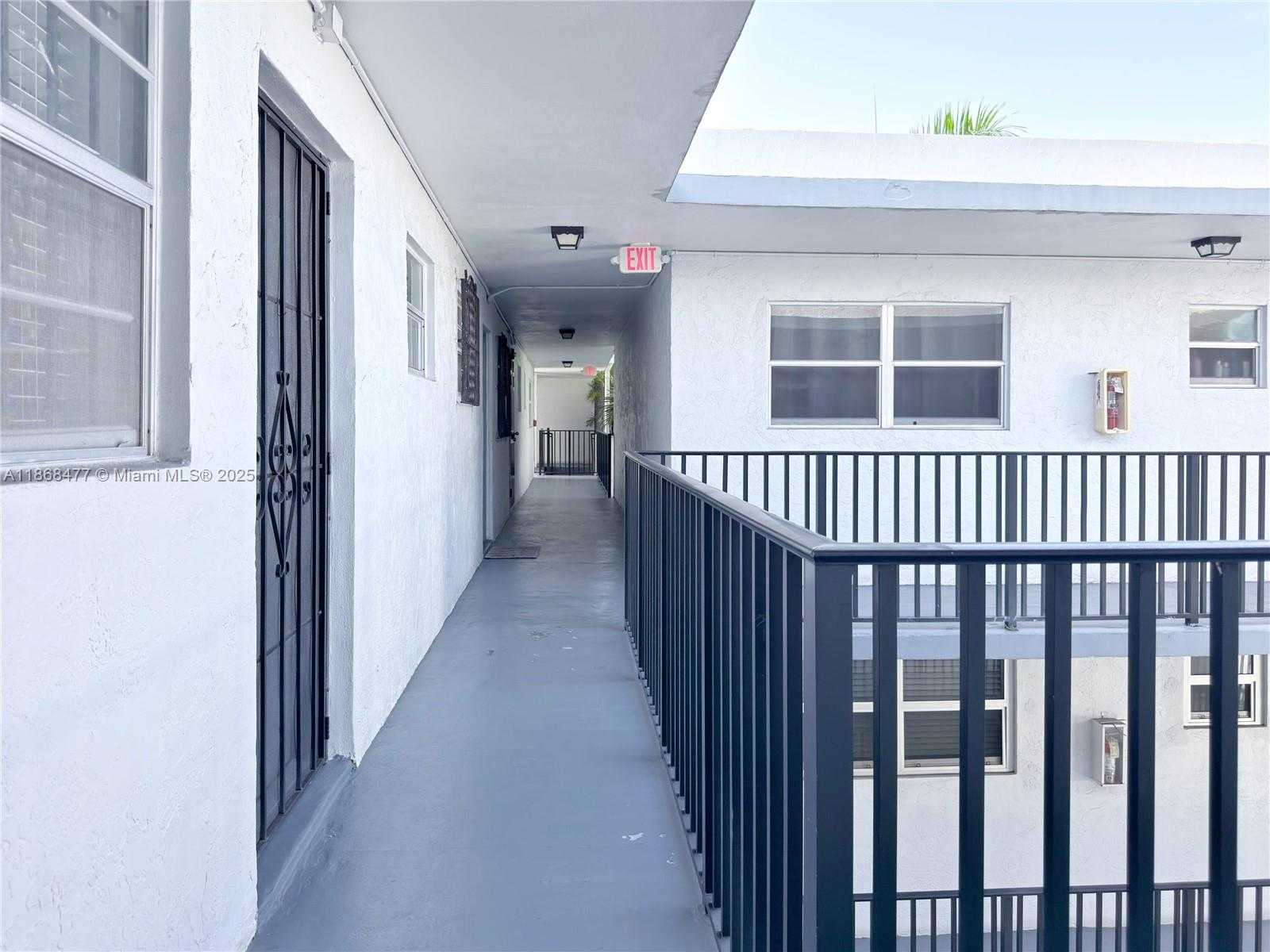 Small Image of 2465 SOUTH WEST 18TH AVE #3307, Miami Number 25
