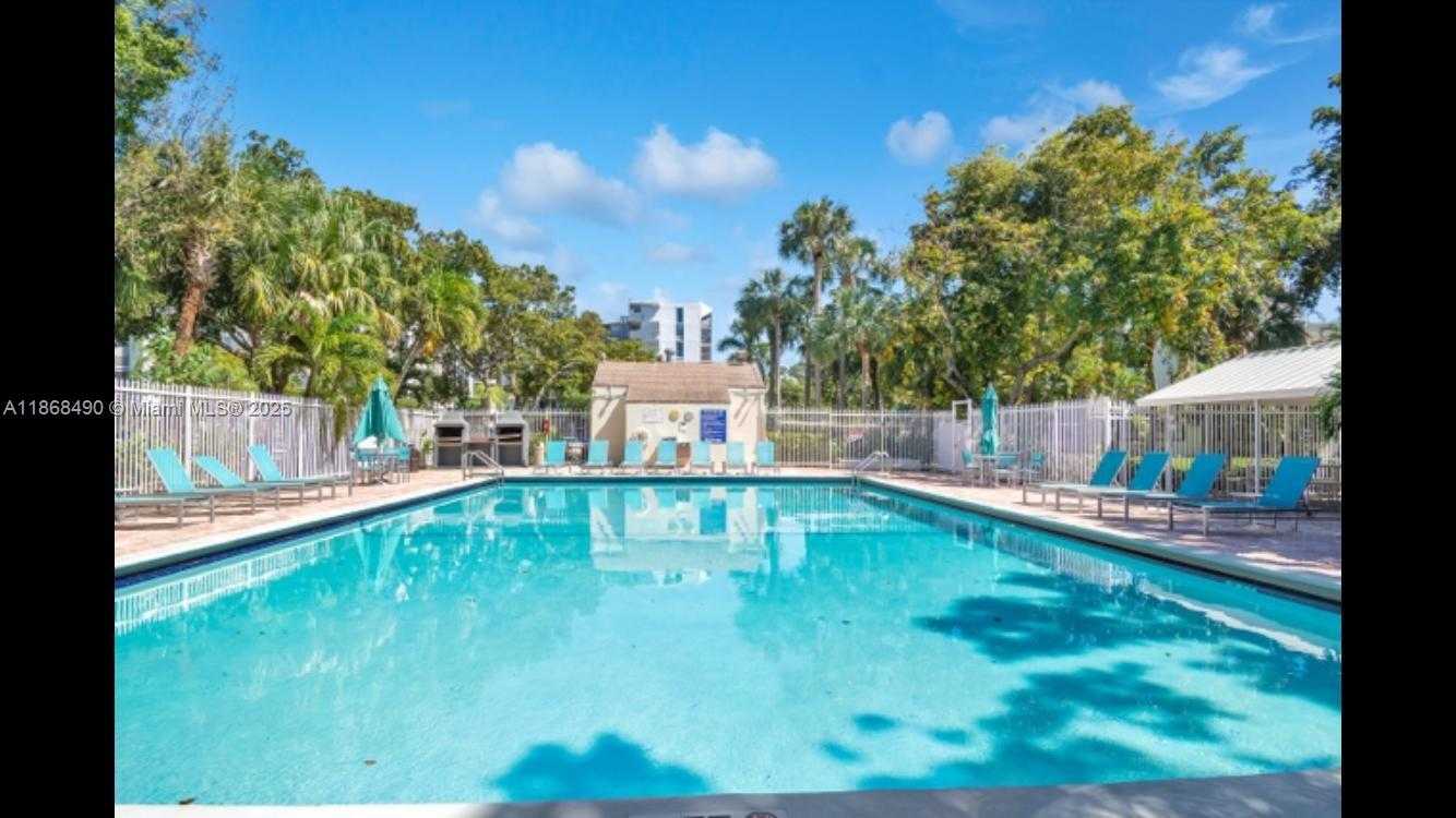Small Image of 20401 NORTH EAST 30TH AVE #108-8, Aventura Number 13