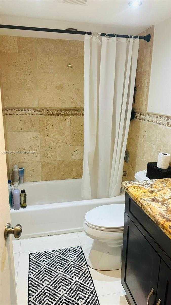 Small Image of 20401 NORTH EAST 30TH AVE #108-8, Aventura Number 21