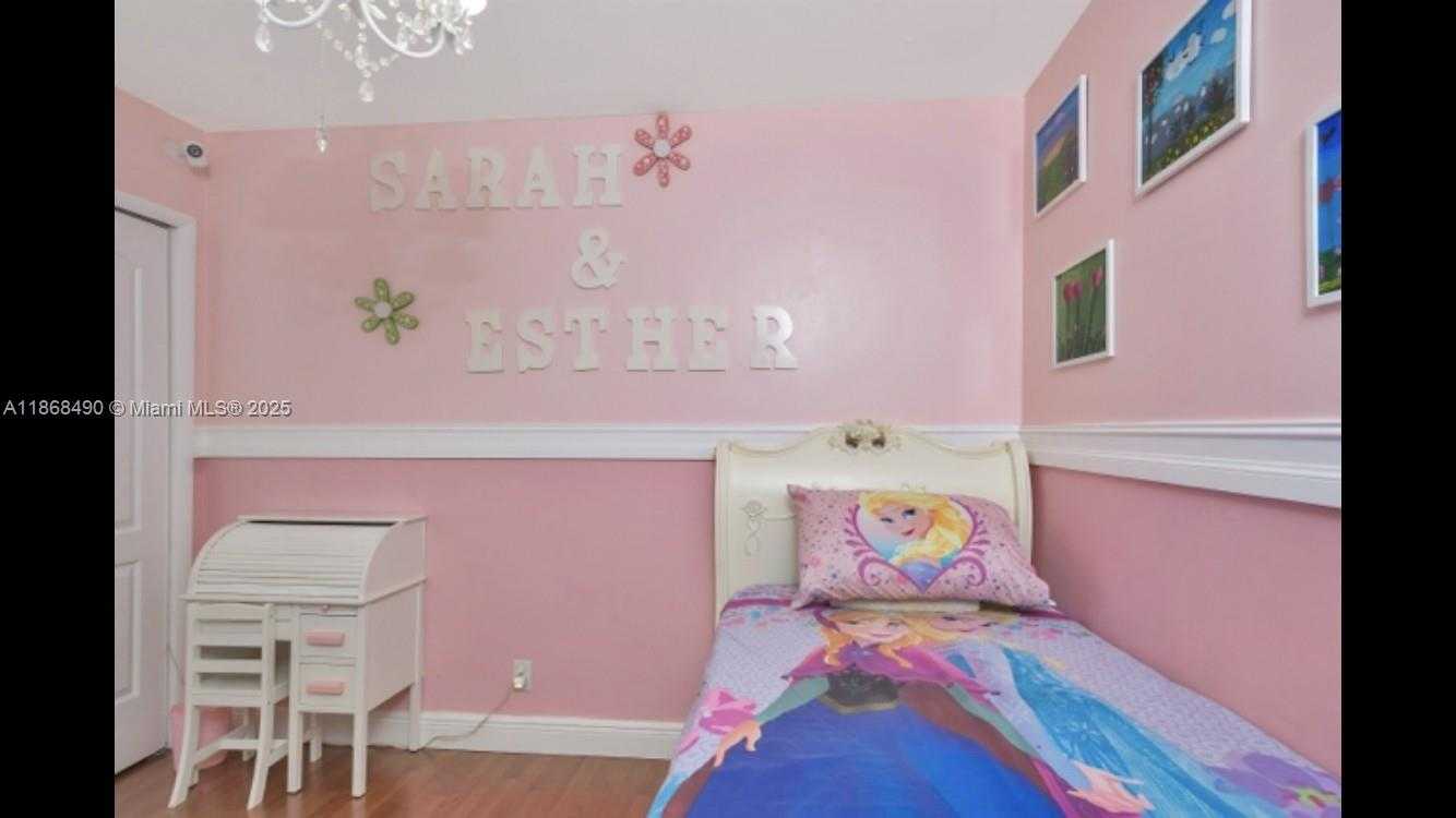 Small Image of 20401 NORTH EAST 30TH AVE #108-8, Aventura Number 3