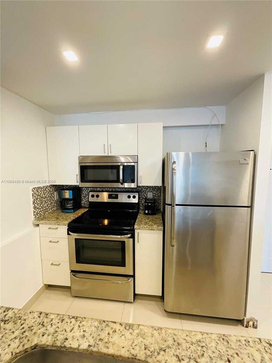 Small Image of 3545 NORTH EAST 167TH ST #505, North Miami Beach Number 9