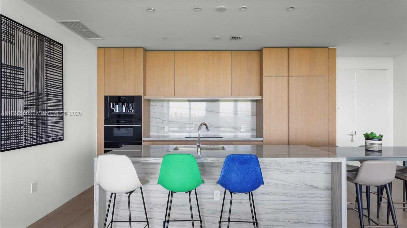 Small Image of 8701 COLLINS AVE #604, Miami Beach Number 3
