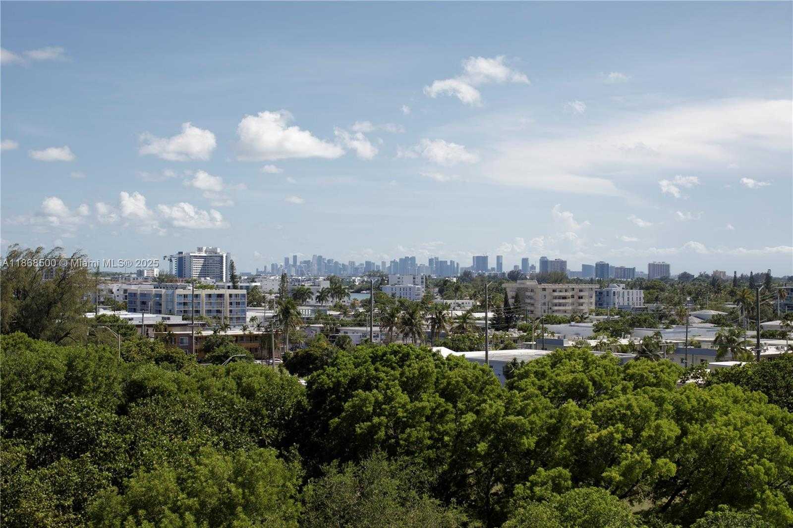 Small Image of 8701 COLLINS AVE #604, Miami Beach Number 35