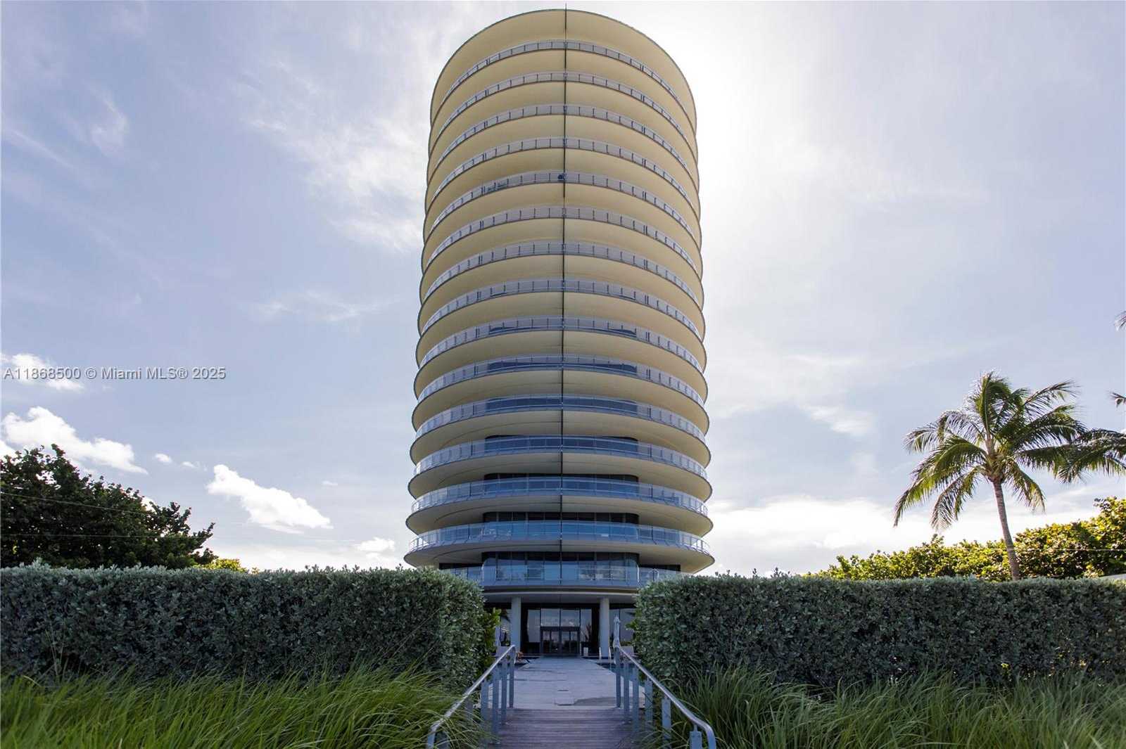 Small Image of 8701 COLLINS AVE #604, Miami Beach Number 41