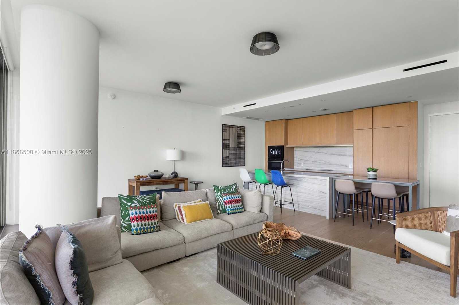 Small Image of 8701 COLLINS AVE #604, Miami Beach Number 7