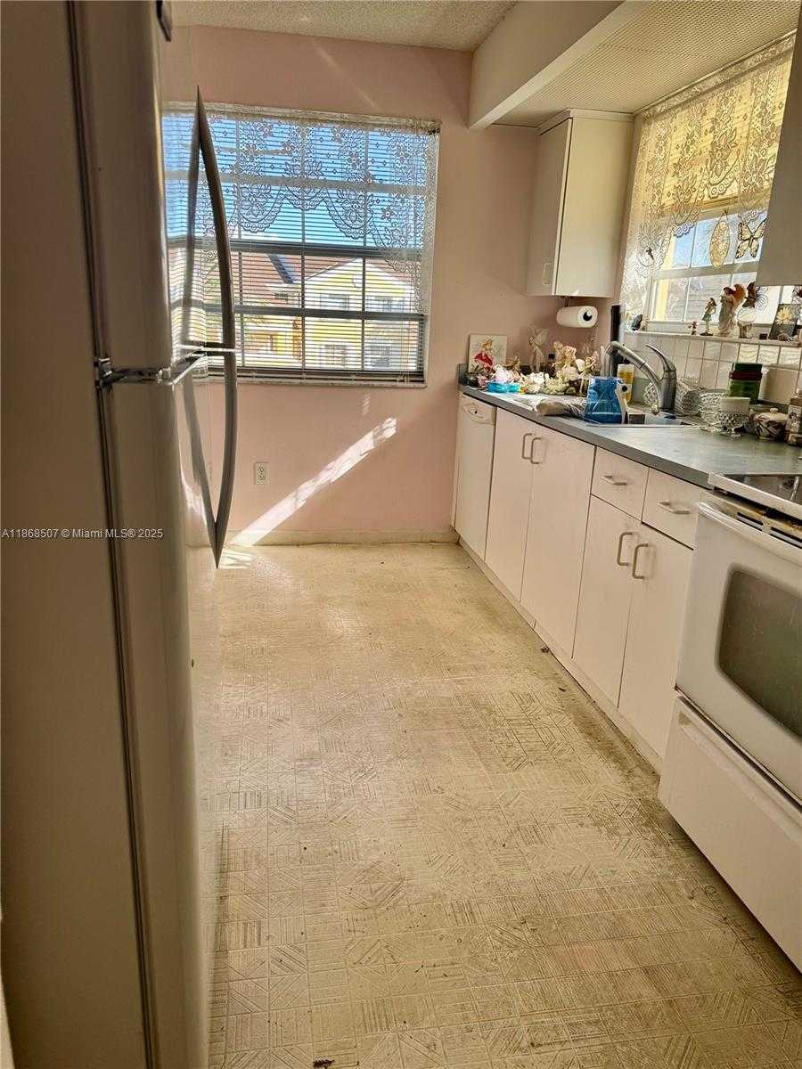 Small Image of 2258 SOUTH EAST 27TH DR #203-E, Homestead Number 8