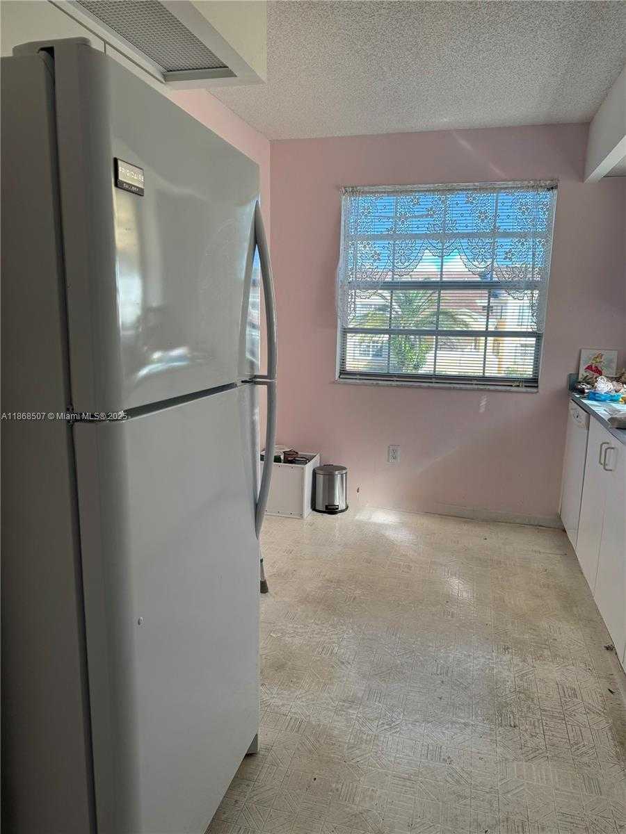 Small Image of 2258 SOUTH EAST 27TH DR #203-E, Homestead Number 9